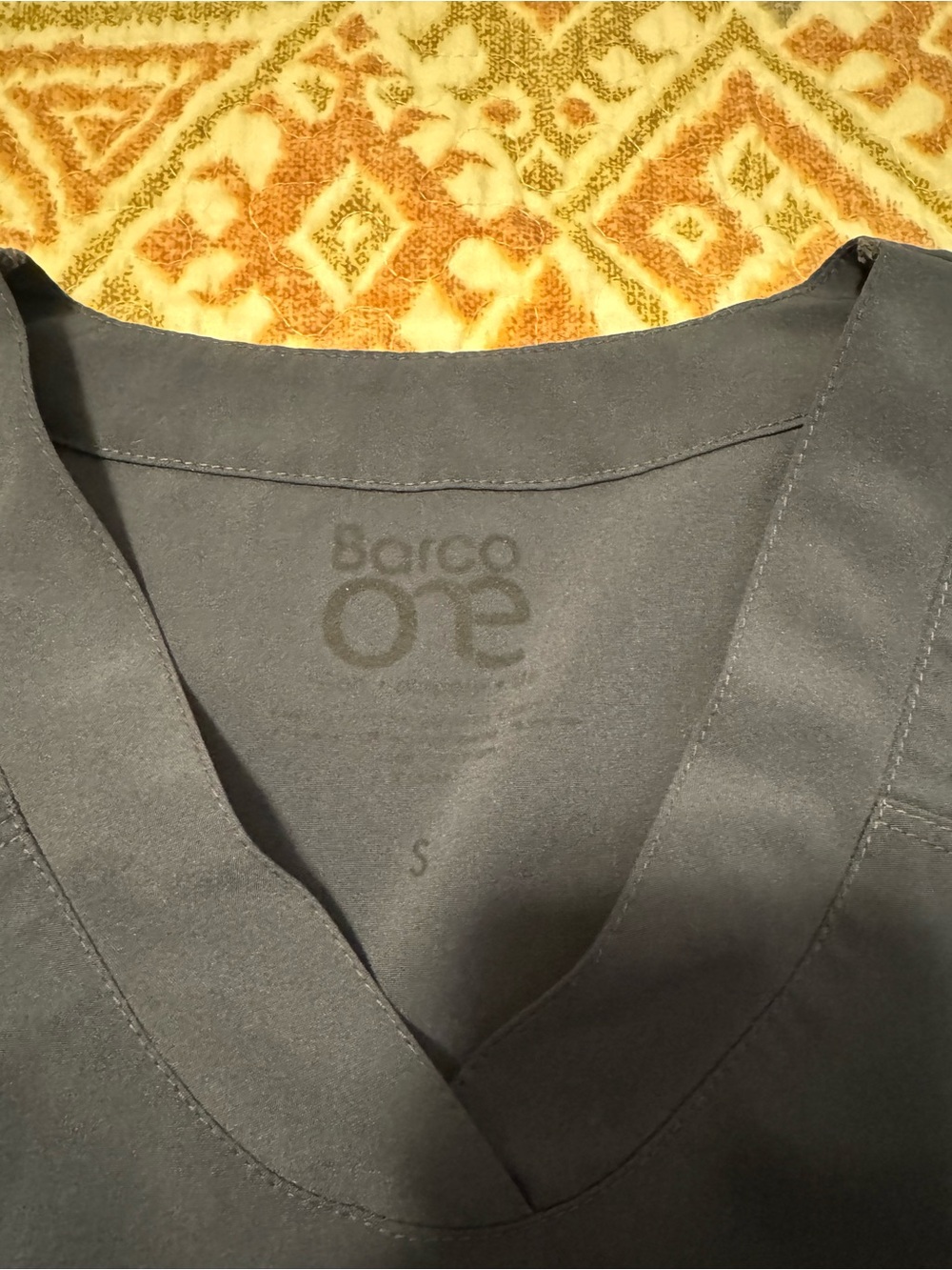 Barco One Scrub Set - Picture 6 of 6